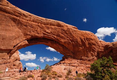 石頭拱門|美國: 拱門無限美之拱門國家公園 (Arches National。